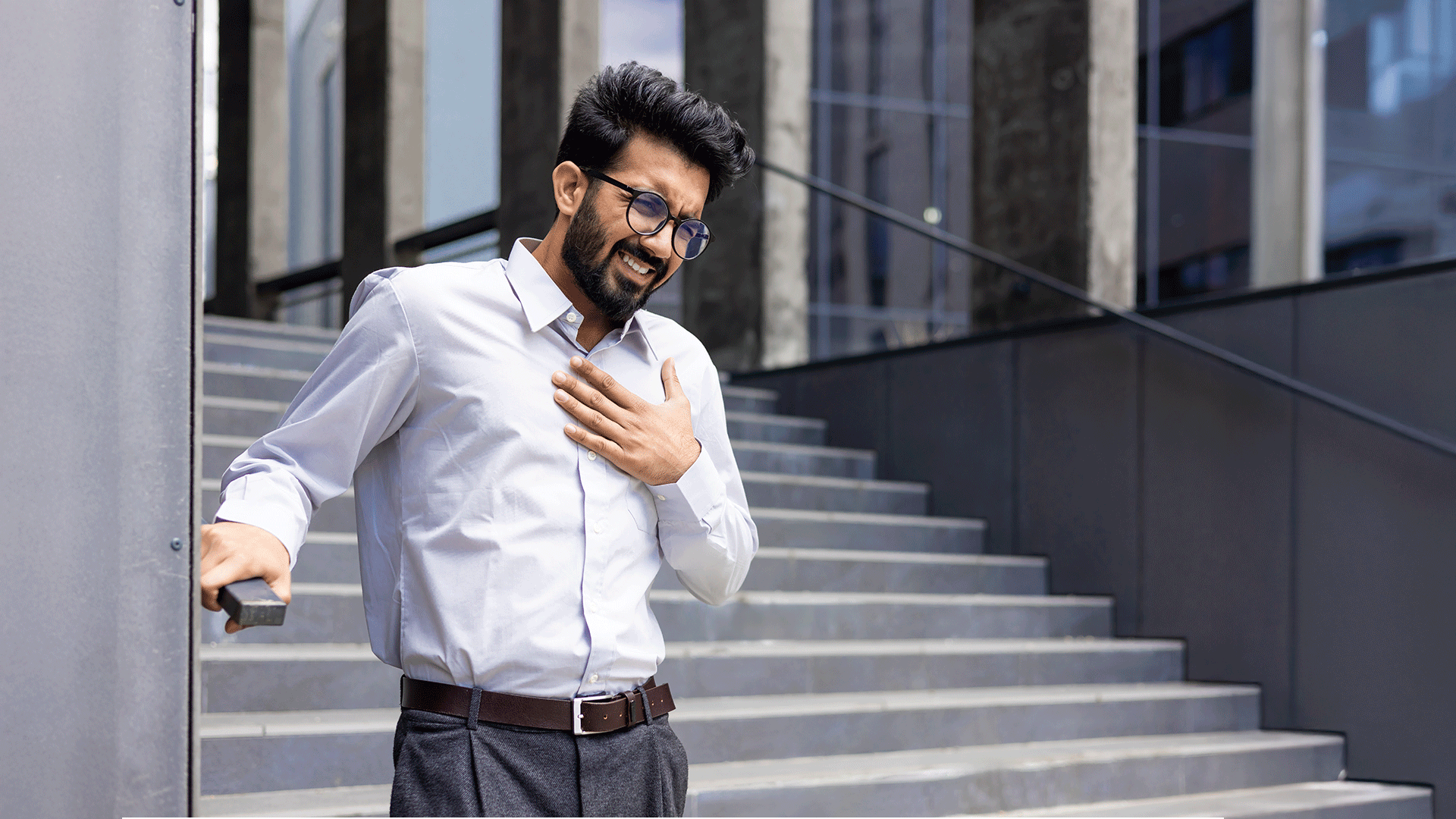 1-Man-holding-heart Man holding heart